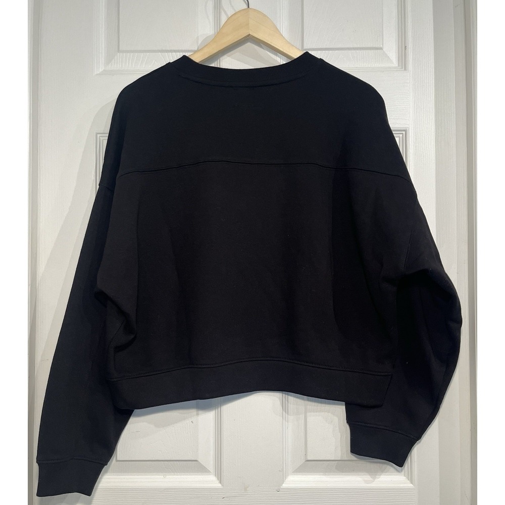 GAP Womens Medium Black Cropped Crewneck Sweatshirt Fleece Pullover Casual M